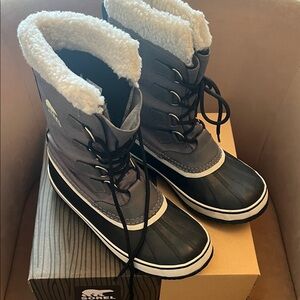 Sorel Black and Gray Insulated Boots